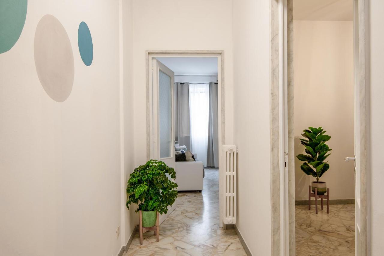 [Central Station] Elegant Apartment Bari Extérieur photo